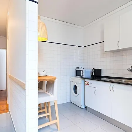Urban Retreat At Downtown: Balcony, Style, Comfort Lejlighed Lisboa