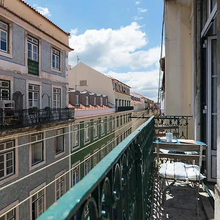 Urban Retreat At Downtown: Balcony, Style, Comfort Lägenhet Lisboa